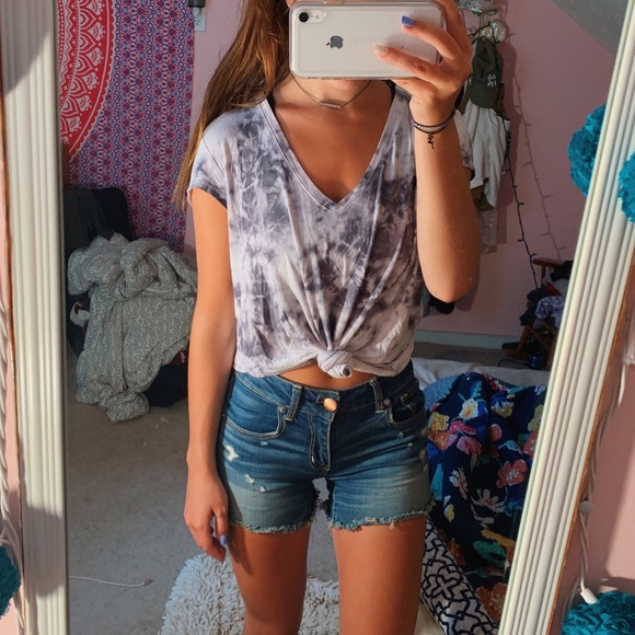 white and gray tie dye tee - Picture 2 of 8